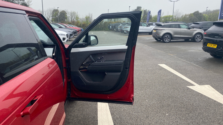 Land Rover Range Rover Sport 3.0 P460e Dynamic SE 5dr Auto Estate